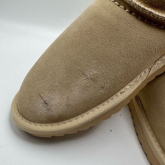 CUSHIONAIRE Women's Faux Shearling Genuine Suede cozy mule slippers +Memory Foam - Picture 8 of 8